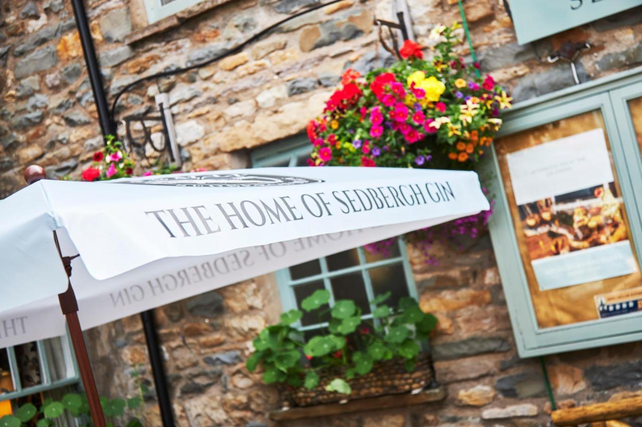 The Dalesman Country Inn Sedbergh Exteriör bild