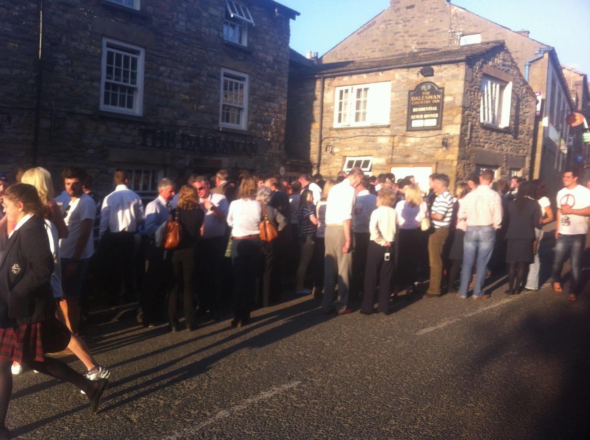 The Dalesman Country Inn Sedbergh Exteriör bild